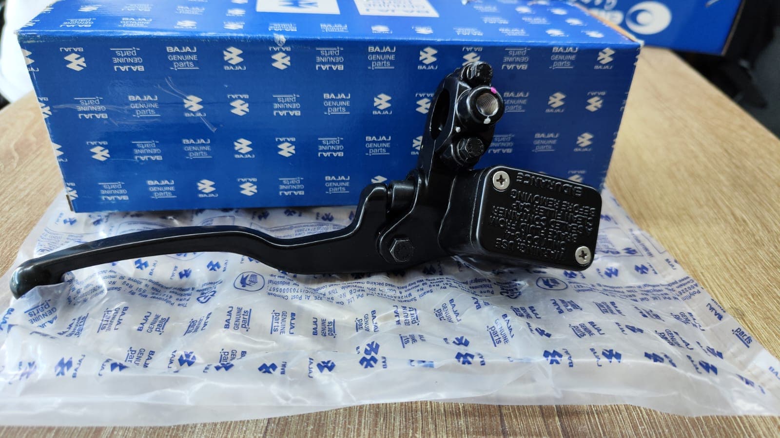 Miniatura 3 de BOMBA FRENO DELANTERA BAJAJ PULSAR 180, 200, 220, NS200